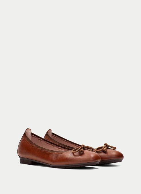 bailarina basil cuir