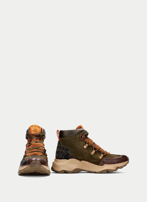botin sport nepal militar