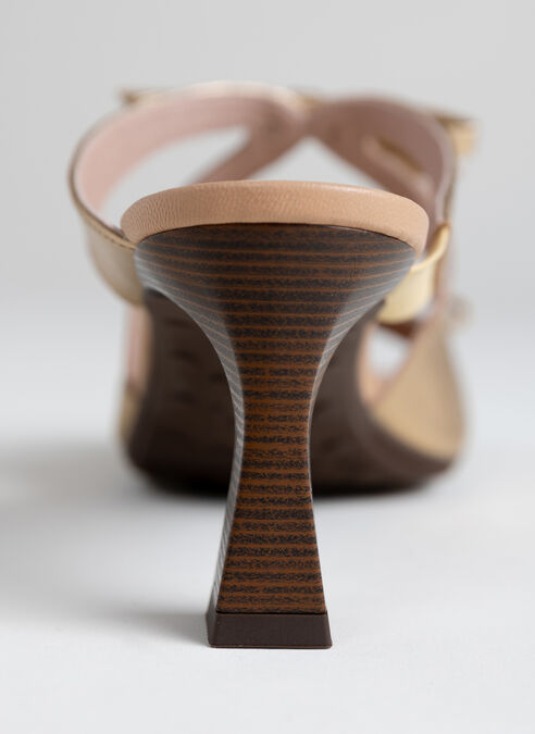 sandalia tacón rosa platino