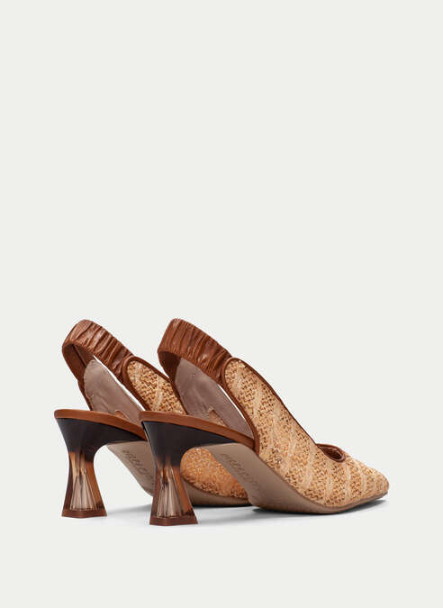 destalonado dalia camel