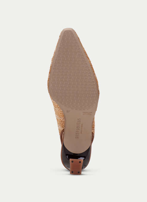 destalonado dalia camel