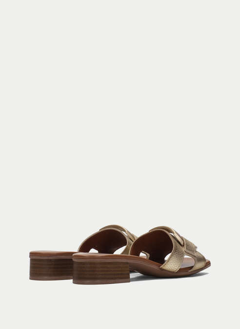 sandalias planas lara platinum