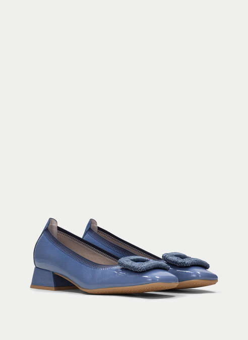 bailarina aruba azure