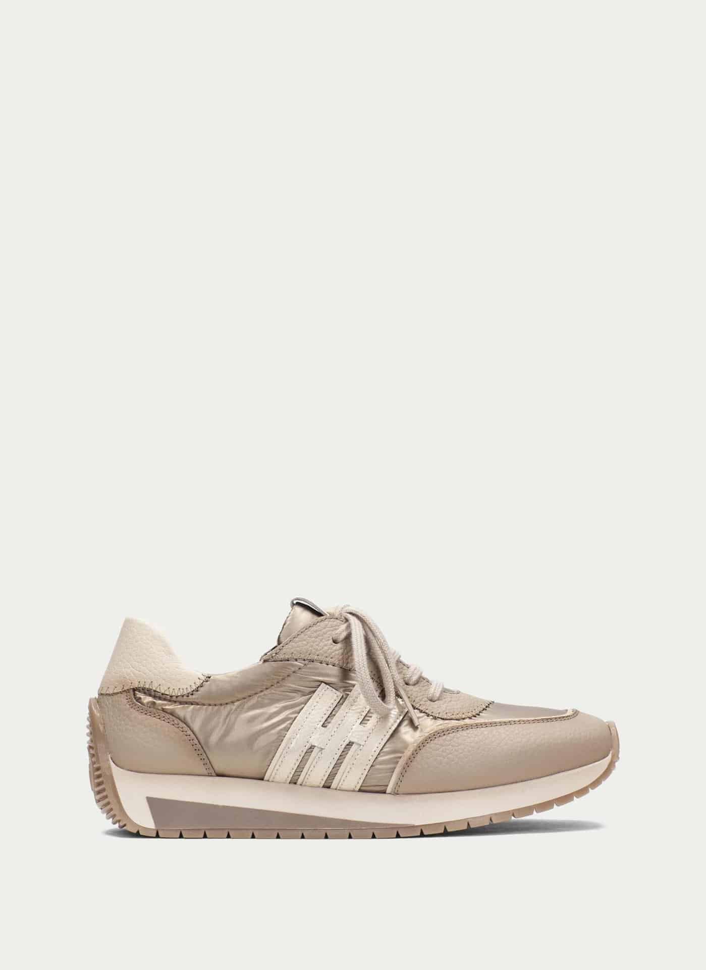 zapatilla deportiva Hispanitas