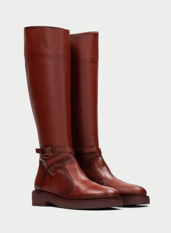 botas altas cuero